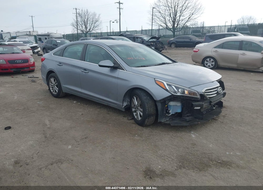 2017 HYUNDAI SONATA VIN: 5NPE24AF0HH520482