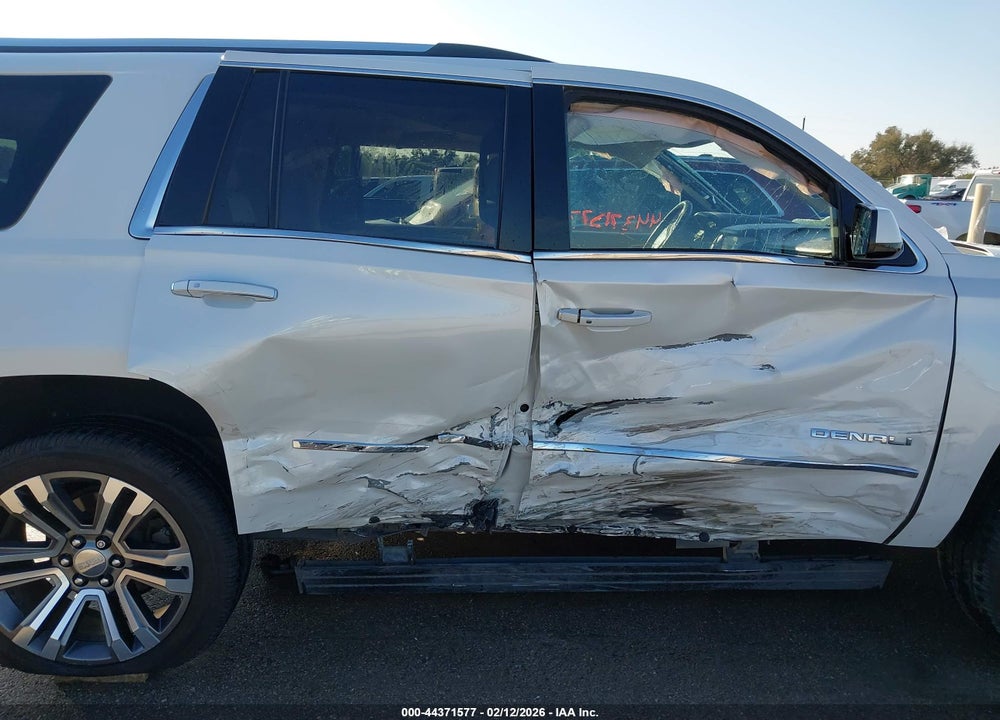 2018 GMC YUKON DENALI VIN: 1GKS1CKJ3JR146293