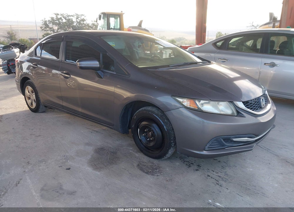 2014 HONDA CIVIC LX VIN: 19XFB2F56EE032324