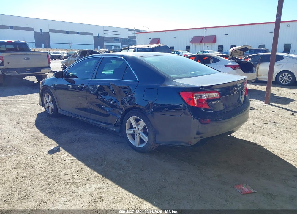 2013 TOYOTA CAMRY SE VIN: 4T1BF1FK5DU298271