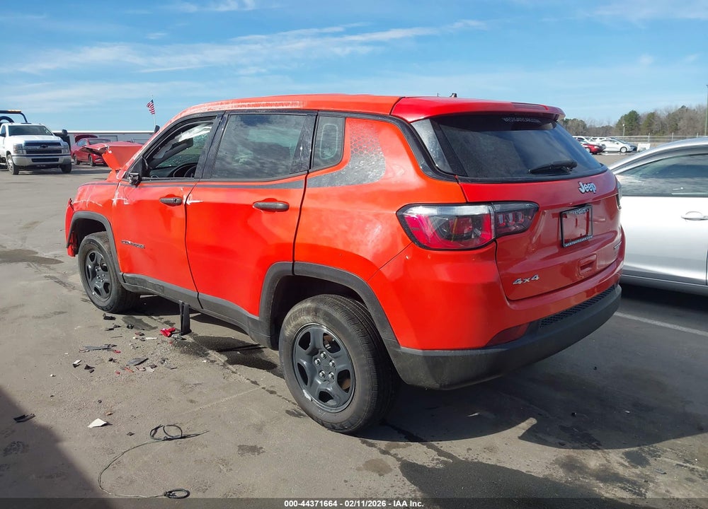 2018 JEEP COMPASS SPORT 4X4 VIN: 3C4NJDAB2JT308124
