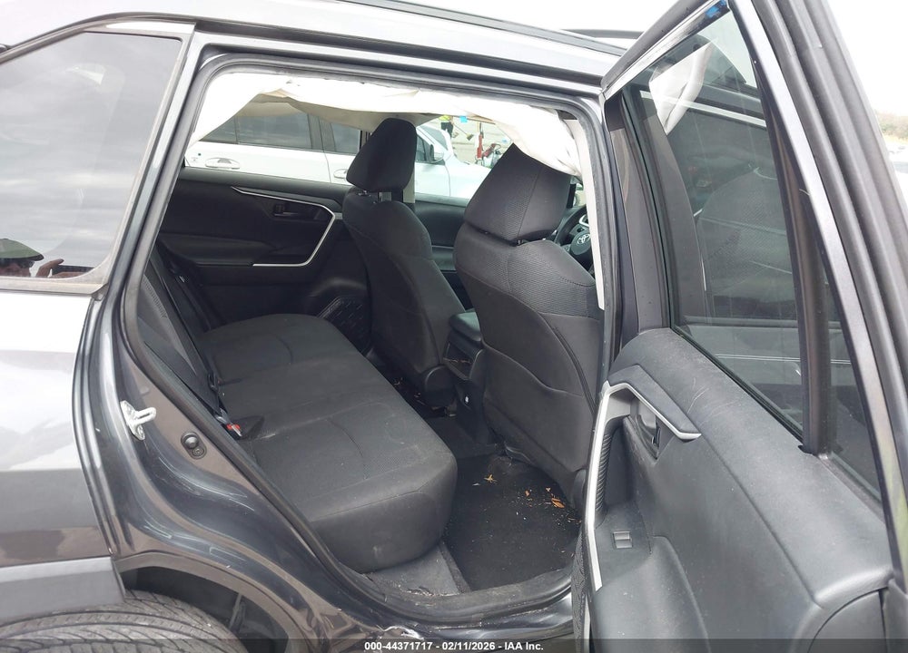 2020 TOYOTA RAV4 LE VIN: 2T3F1RFV6LW128516
