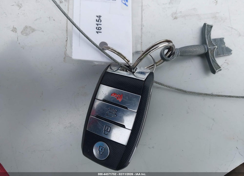 2019 KIA SORENTO 3.3L SX VIN: 5XYPKDA54KG509581