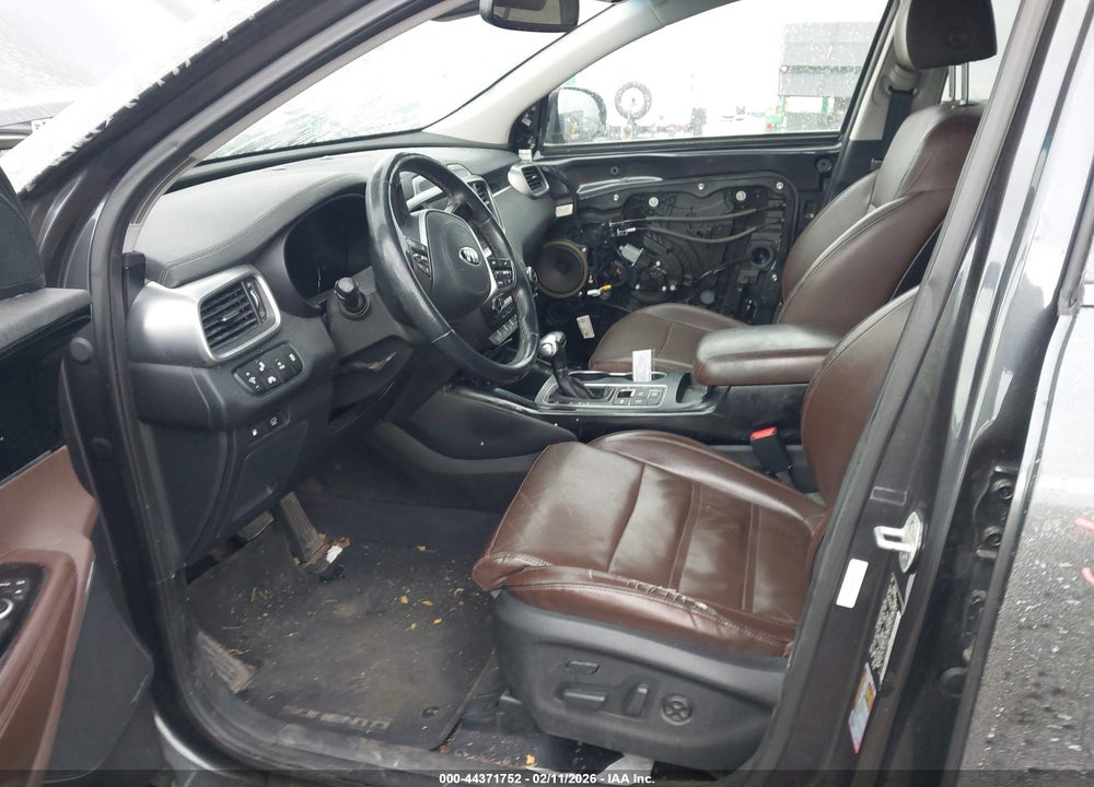2019 KIA SORENTO 3.3L SX VIN: 5XYPKDA54KG509581