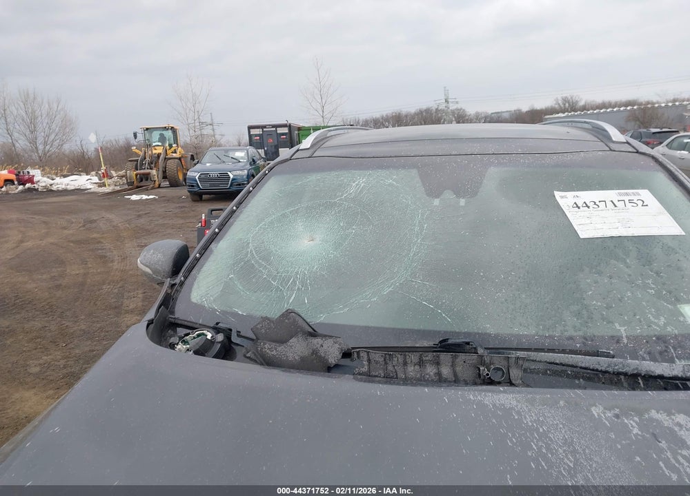 2019 KIA SORENTO 3.3L SX VIN: 5XYPKDA54KG509581