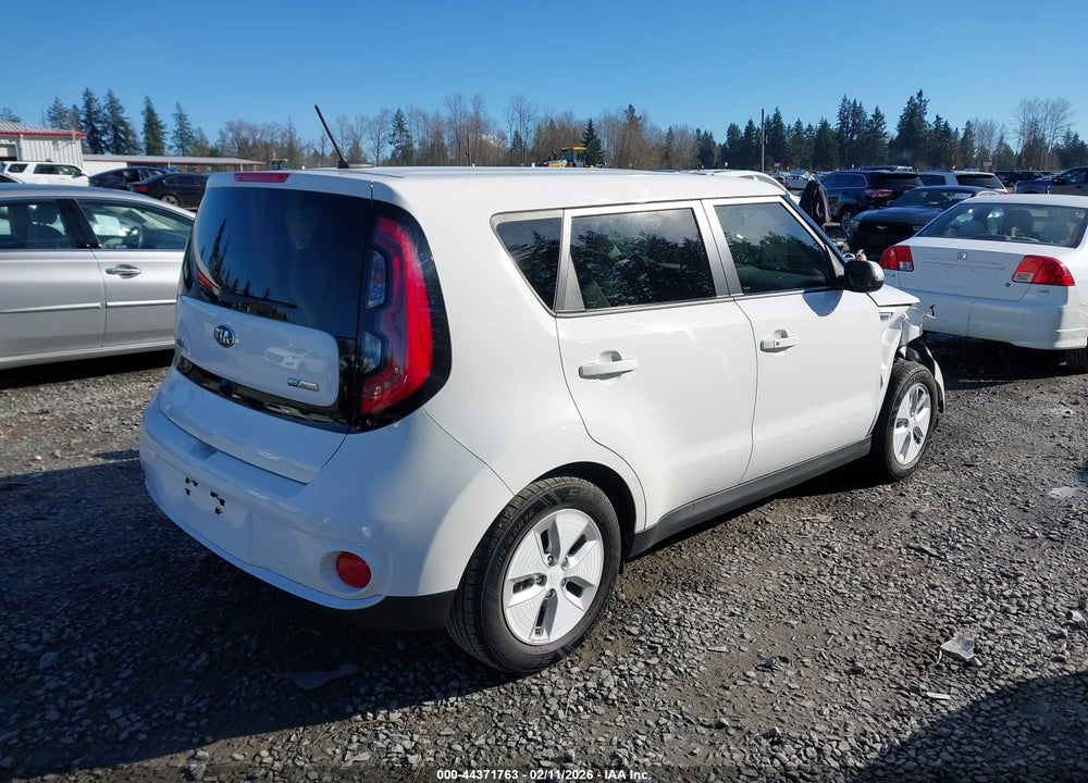 2016 KIA SOUL EV VIN: KNDJP3AE9G7016274