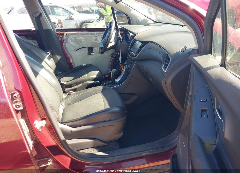 2017 CHEVROLET TRAX LT VIN: 3GNCJLSB1HL162574