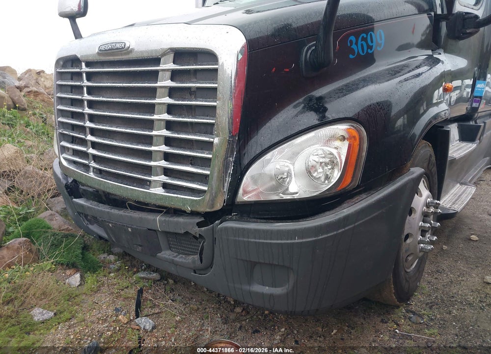 2016 FREIGHTLINER CASCADIA 125 VIN: 3AKJGLD55GSGV4377