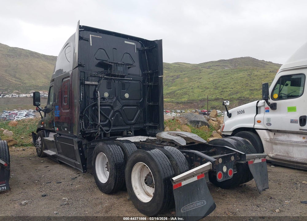 2016 FREIGHTLINER CASCADIA 125 VIN: 3AKJGLD55GSGV4377