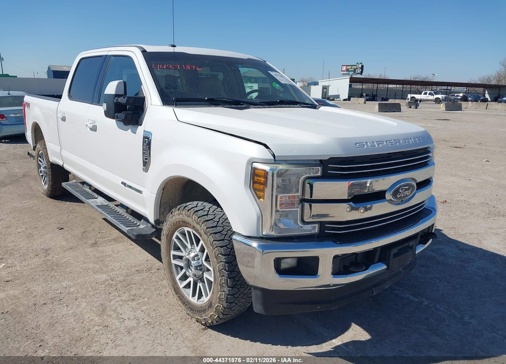 2018 FORD F-250 LARIAT VIN: 1FT7W2BT4JEB50228