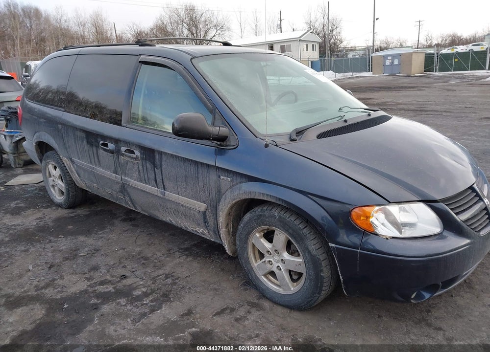 2007 DODGE GRAND CARAVAN SXT VIN: 2D4GP44L27R276818