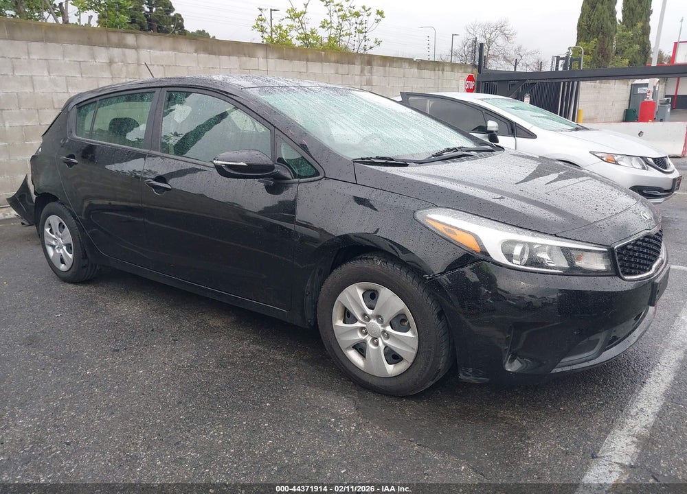2017 KIA FORTE LX VIN: KNAFK5A87H5680402