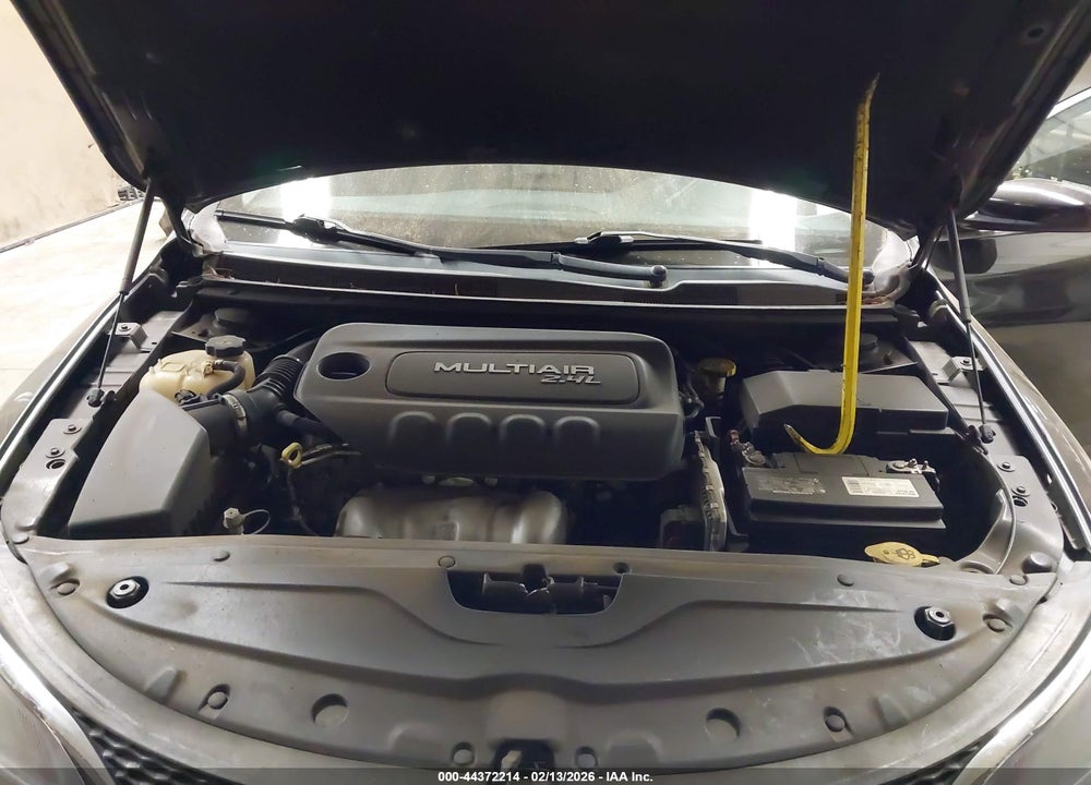 2015 CHRYSLER 200 LIMITED VIN: 1C3CCCAB2FN723760