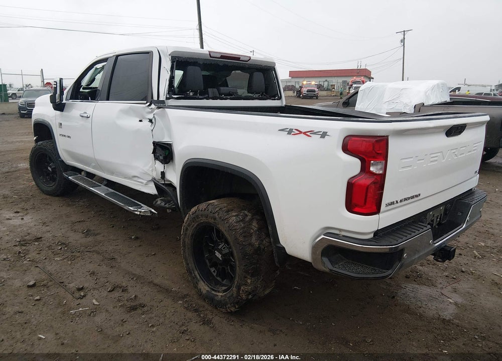 2022 CHEVROLET SILVERADO 2500HD 4WD  STANDARD BED LTZ VIN: 2GC1YPEY0N1201879