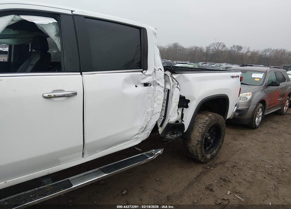 2022 CHEVROLET SILVERADO 2500HD 4WD  STANDARD BED LTZ VIN: 2GC1YPEY0N1201879