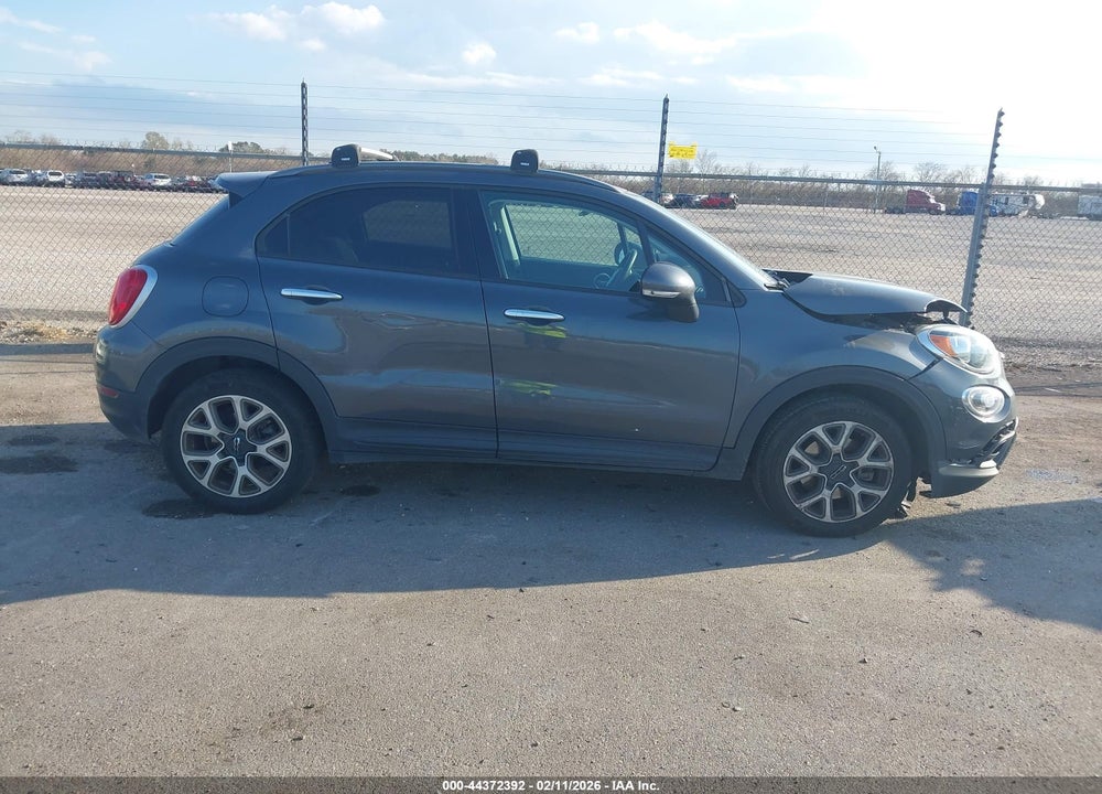 2017 FIAT 500X TREKKING FWD VIN: ZFBCFXCB4HP580361