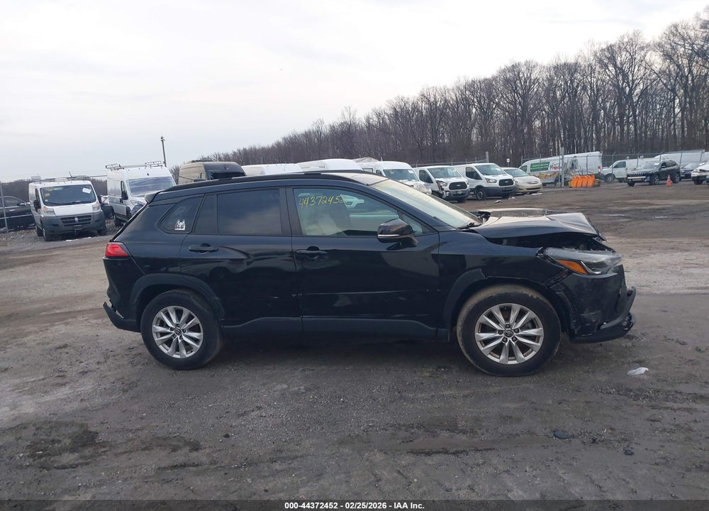 2022 TOYOTA COROLLA CROSS LE VIN: 7MUBAABG6NV024657