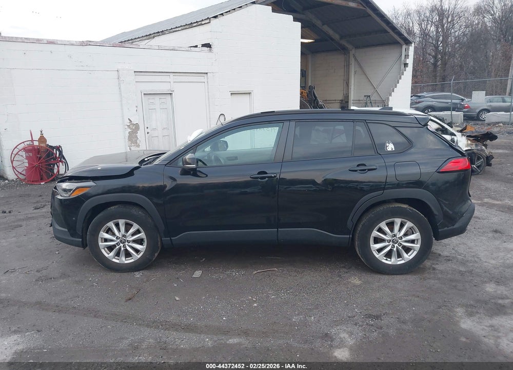 2022 TOYOTA COROLLA CROSS LE VIN: 7MUBAABG6NV024657