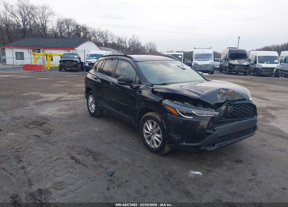 2022 TOYOTA COROLLA CROSS LE VIN: 7MUBAABG6NV024657