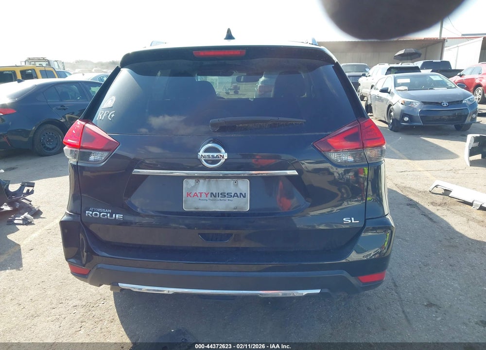 2017 NISSAN ROGUE SL VIN: JN8AT2MT4HW383479