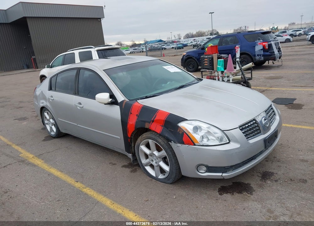 2004 NISSAN MAXIMA 3.5 SE VIN: 1N4BA41E24C917930
