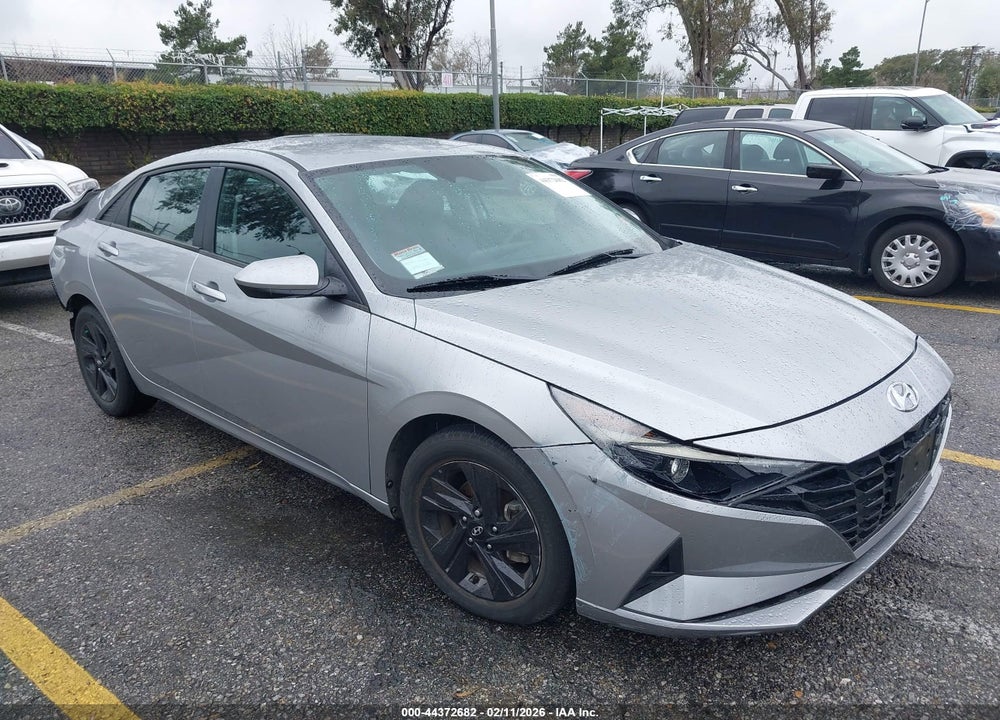2021 HYUNDAI ELANTRA SEL VIN: 5NPLM4AG3MH029361