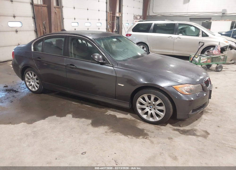 2006 BMW 330I VIN: WBAVB33526KS32795