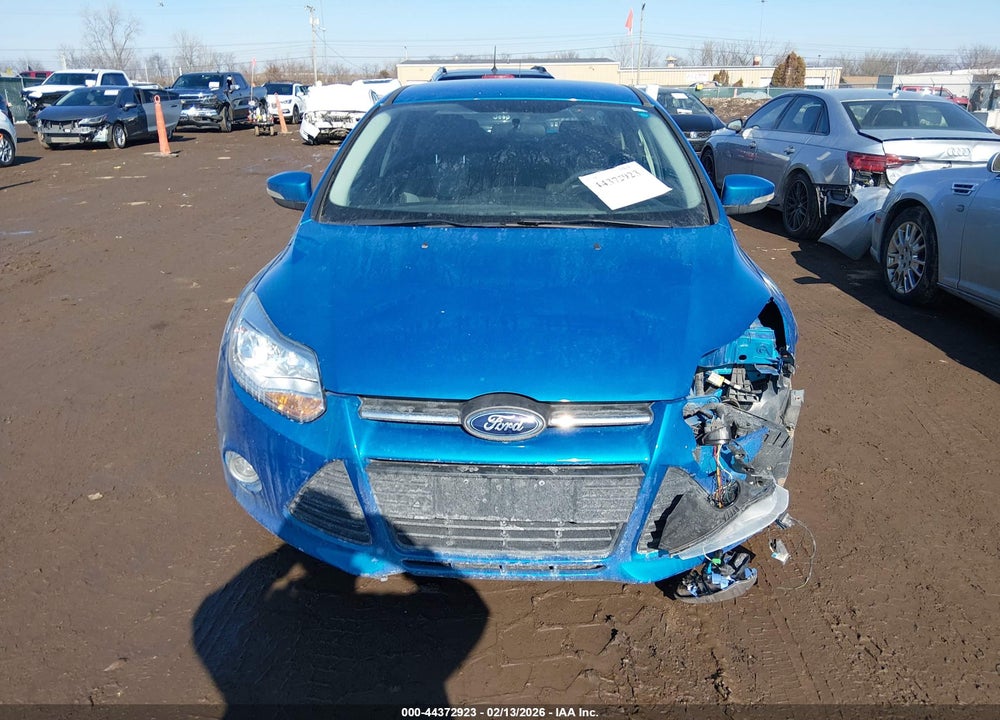 2014 FORD FOCUS SE VIN: 1FADP3F29EL235788