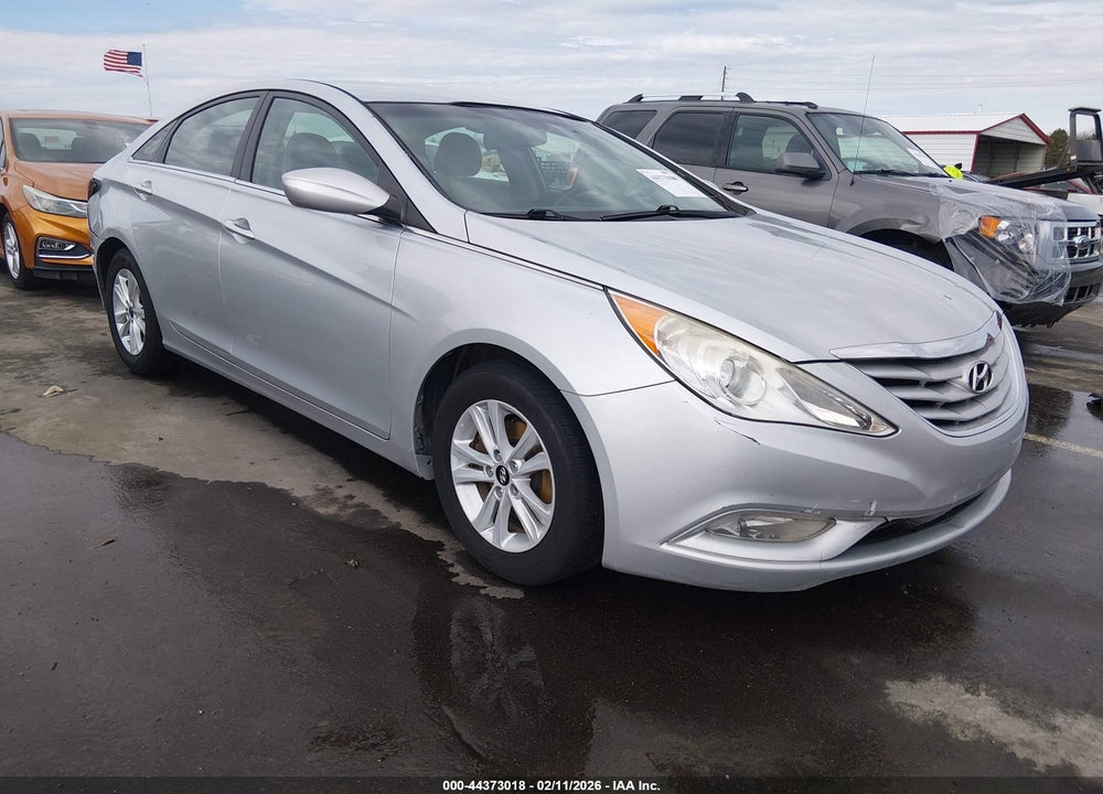 2013 HYUNDAI SONATA GLS VIN: 5NPEB4AC3DH616185