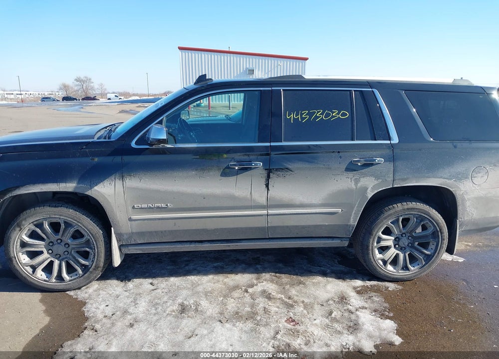 2018 GMC YUKON DENALI VIN: 1GKS2CKJ6JR357890