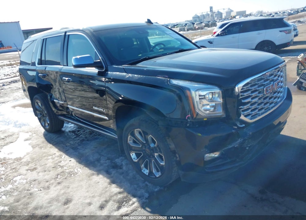 2018 GMC YUKON DENALI VIN: 1GKS2CKJ6JR357890