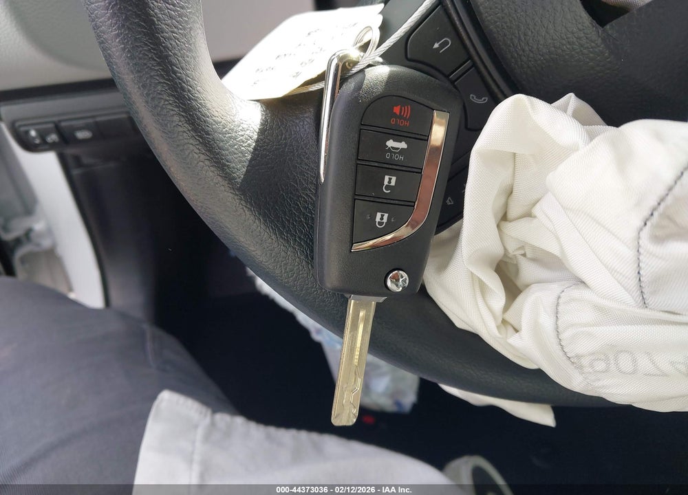 2026 TOYOTA COROLLA LE VIN: 5YFB4MDE3TP403054
