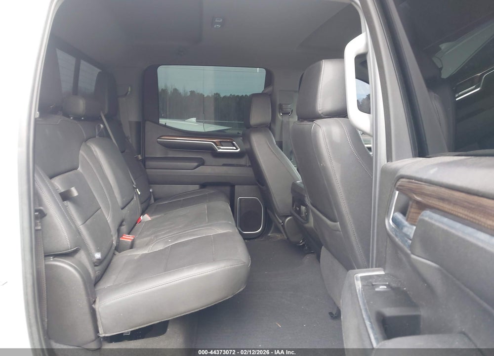 2024 CHEVROLET SILVERADO 1500 4WD  SHORT BED RST VIN: 1GCUDEED8RZ101990