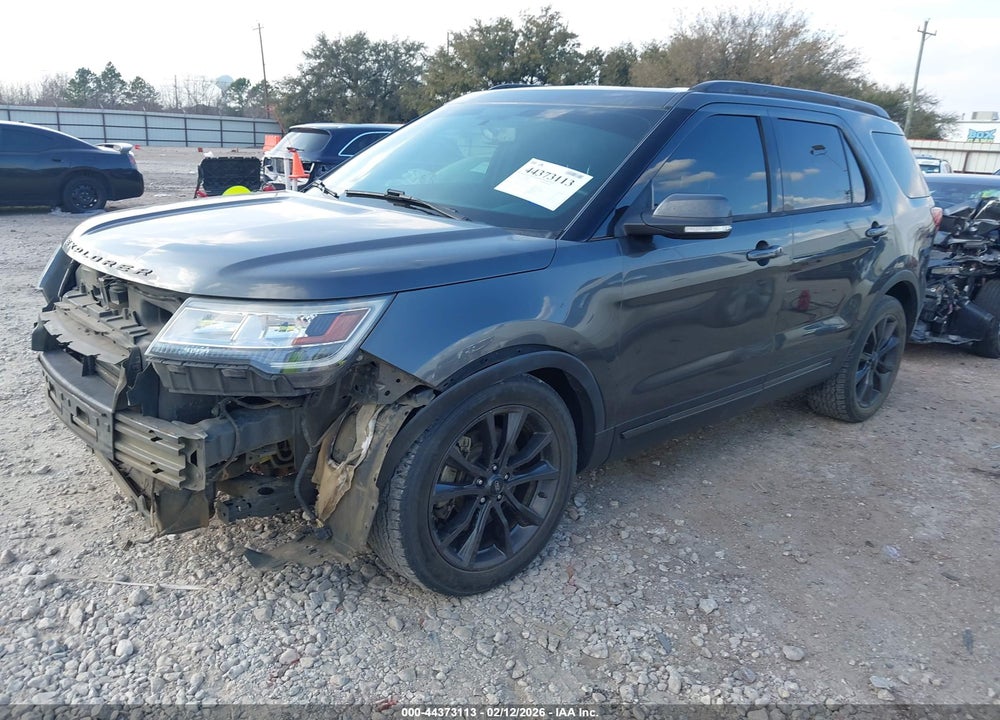 2018 FORD EXPLORER XLT VIN: 1FM5K7D84JGC69227