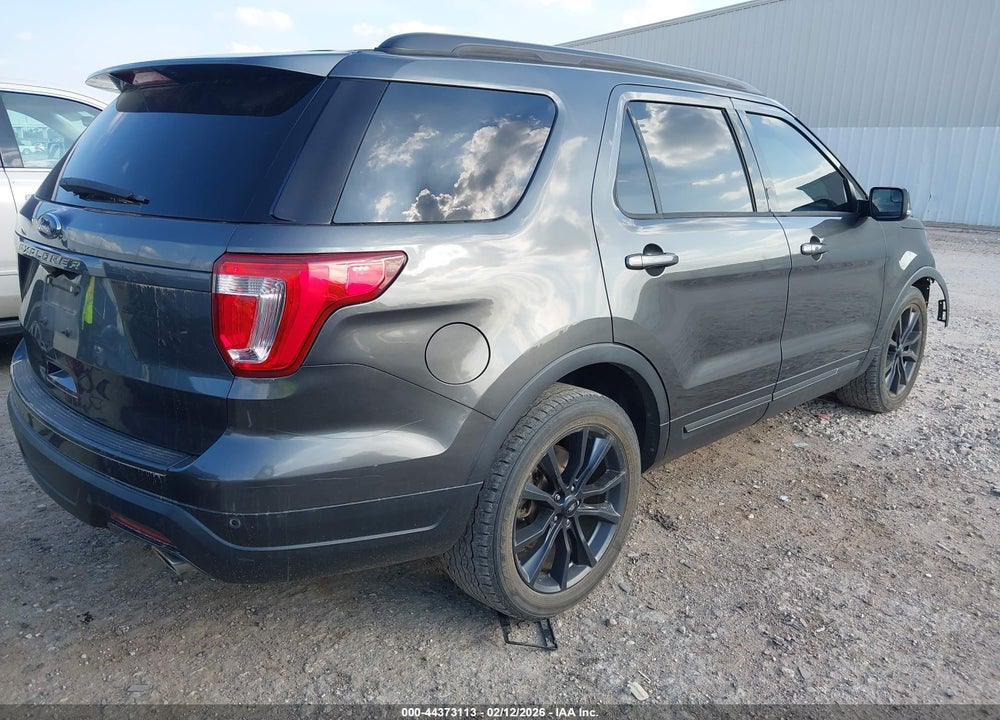 2018 FORD EXPLORER XLT VIN: 1FM5K7D84JGC69227