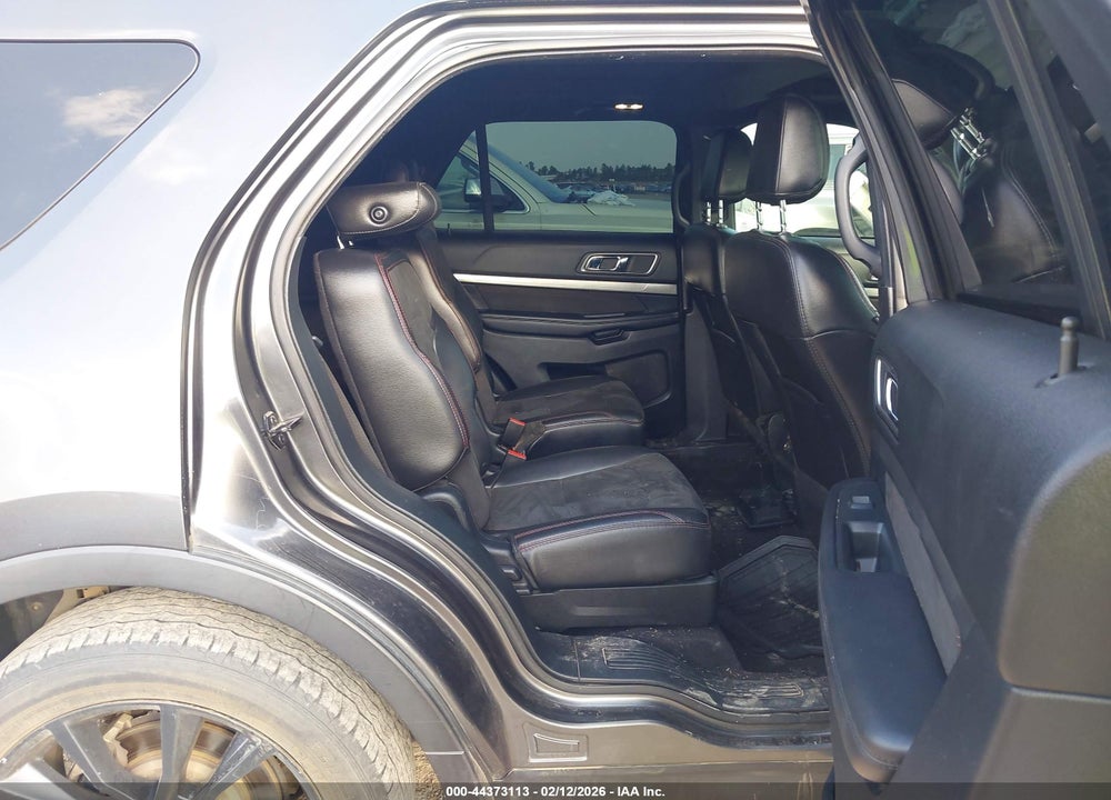 2018 FORD EXPLORER XLT VIN: 1FM5K7D84JGC69227
