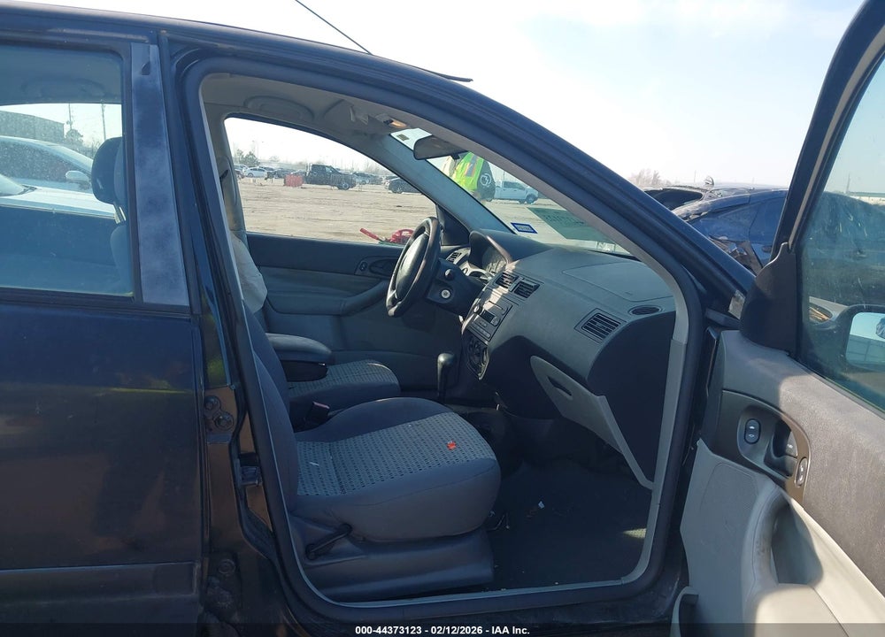 2007 FORD FOCUS S/SE/SES VIN: 1FAHP34N57W247887