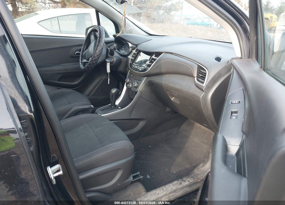 2018 CHEVROLET TRAX LS VIN: 3GNCJNSB4JL169682
