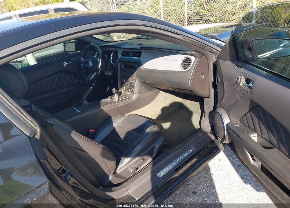 2014 FORD MUSTANG GT PREMIUM VIN: 1ZVBP8CF2E5202834