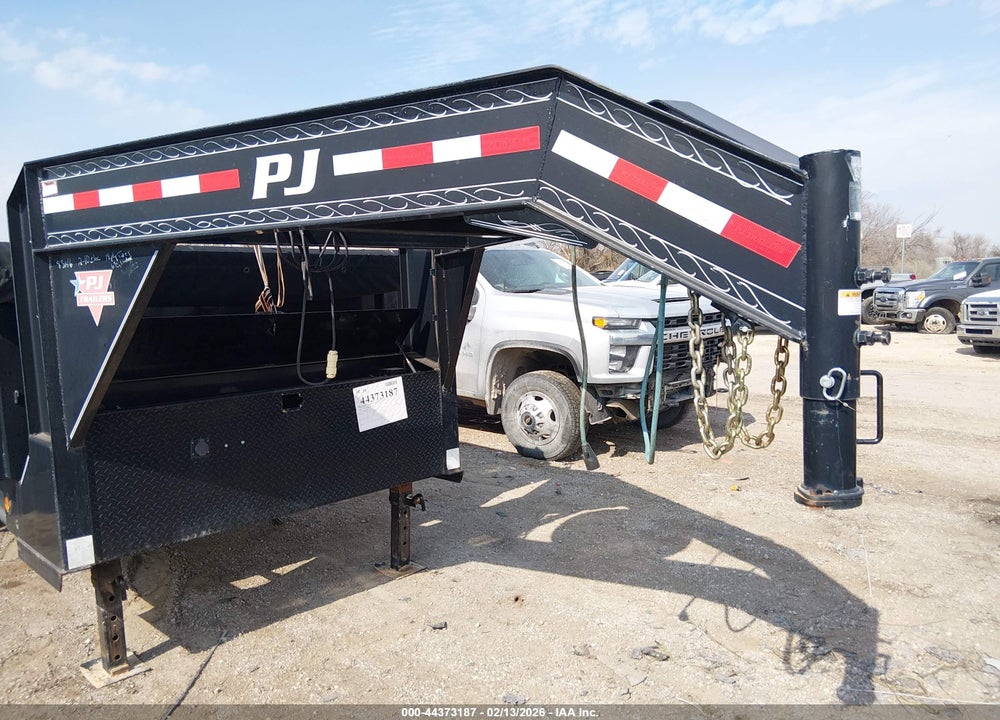2021 PJ TRAILERS  VIN: 4P5DE1629M1343073