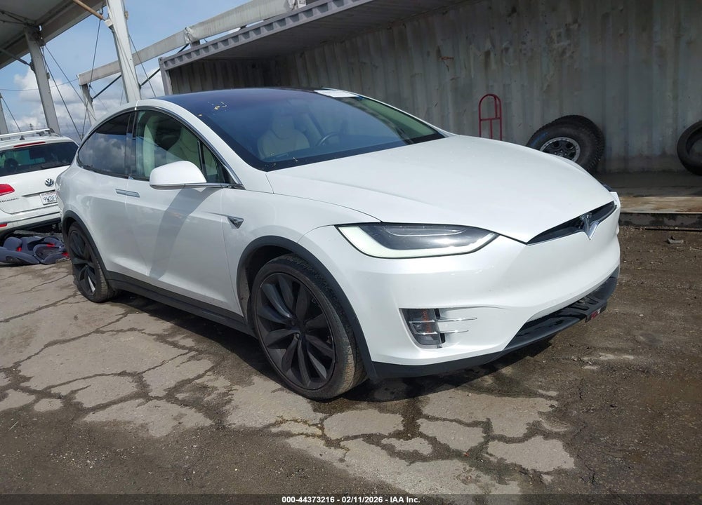 2018 TESLA MODEL X 100D/75D/P100D VIN: 5YJXCBE22JF142767