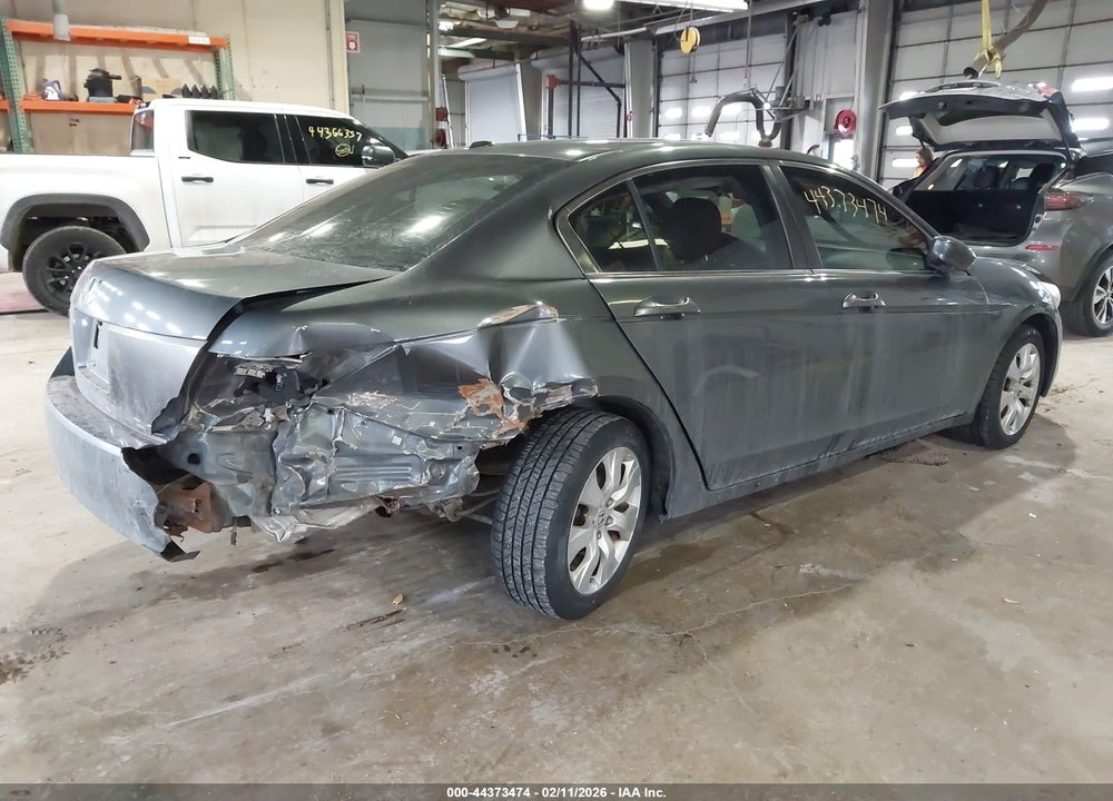 2009 HONDA ACCORD 2.4 EX-L VIN: 1HGCP26869A009084