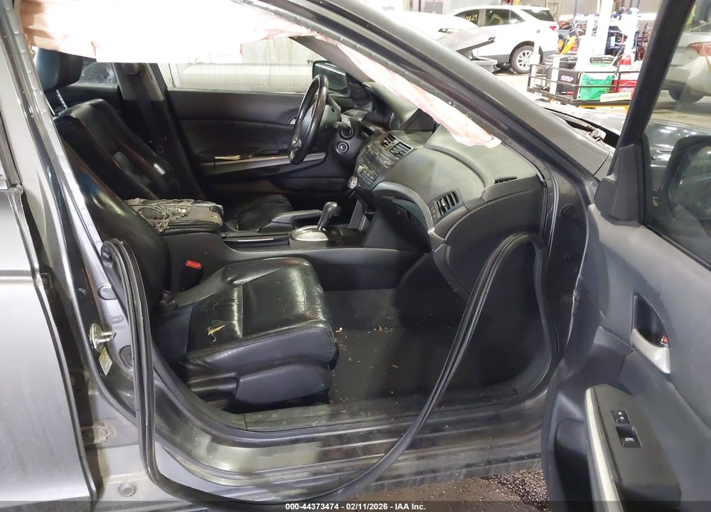 2009 HONDA ACCORD 2.4 EX-L VIN: 1HGCP26869A009084