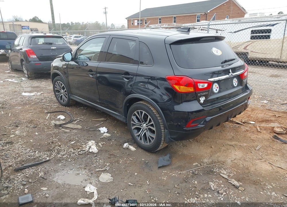 2018 MITSUBISHI OUTLANDER SPORT 2.4 SE VIN: JA4AP3AW5JZ011443