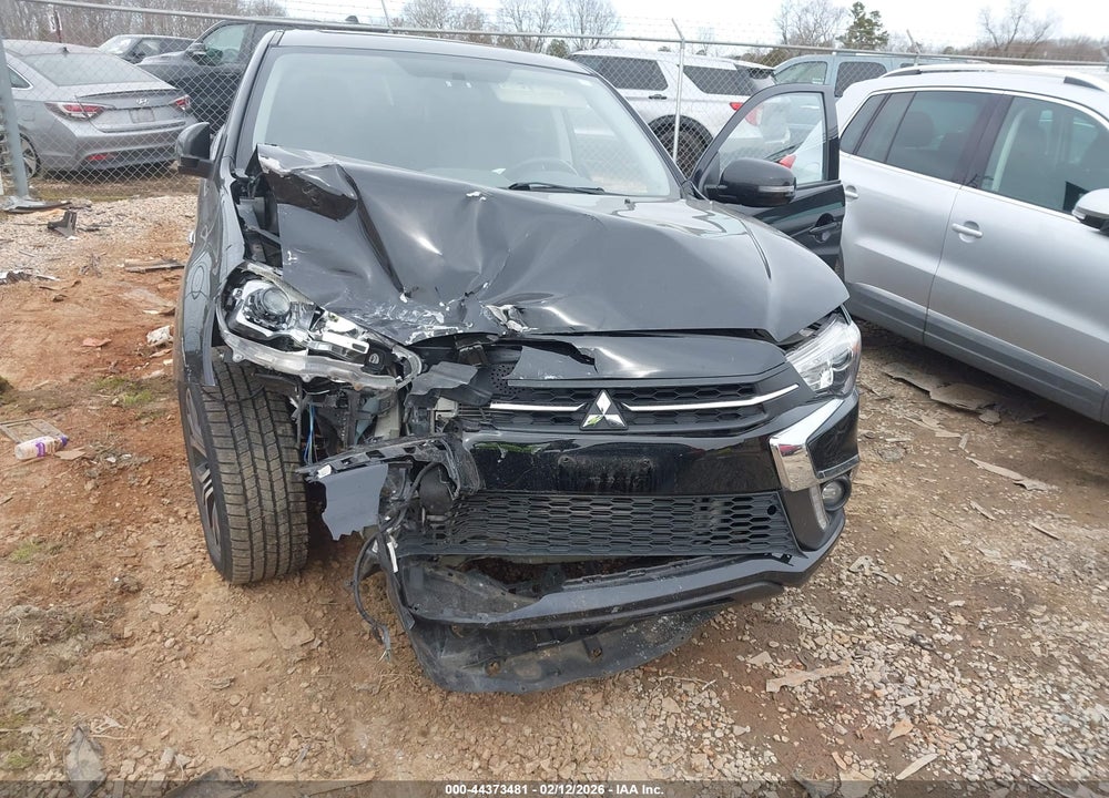 2018 MITSUBISHI OUTLANDER SPORT 2.4 SE VIN: JA4AP3AW5JZ011443