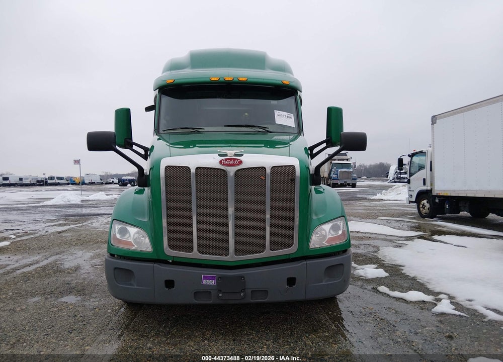 2019 PETERBILT 579 VIN: 1XPBDP9X3KD628778