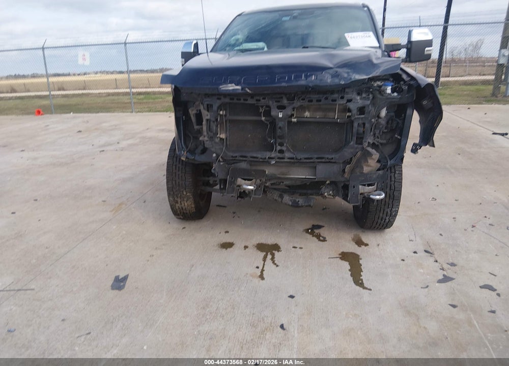 2024 FORD F-350 LARIAT VIN: 1FT8W3BT7REE89894