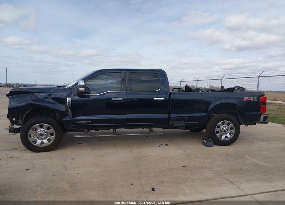 2024 FORD F-350 LARIAT VIN: 1FT8W3BT7REE89894