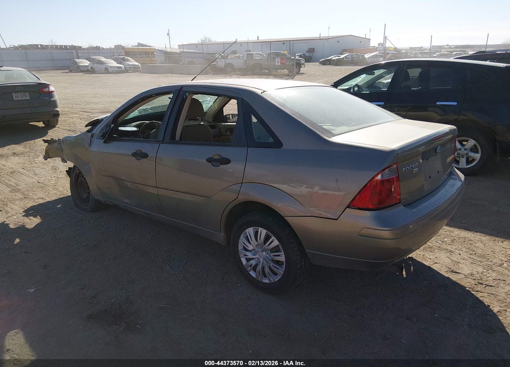 2005 FORD FOCUS ZX4 VIN: 1FAFP34NX5W312236
