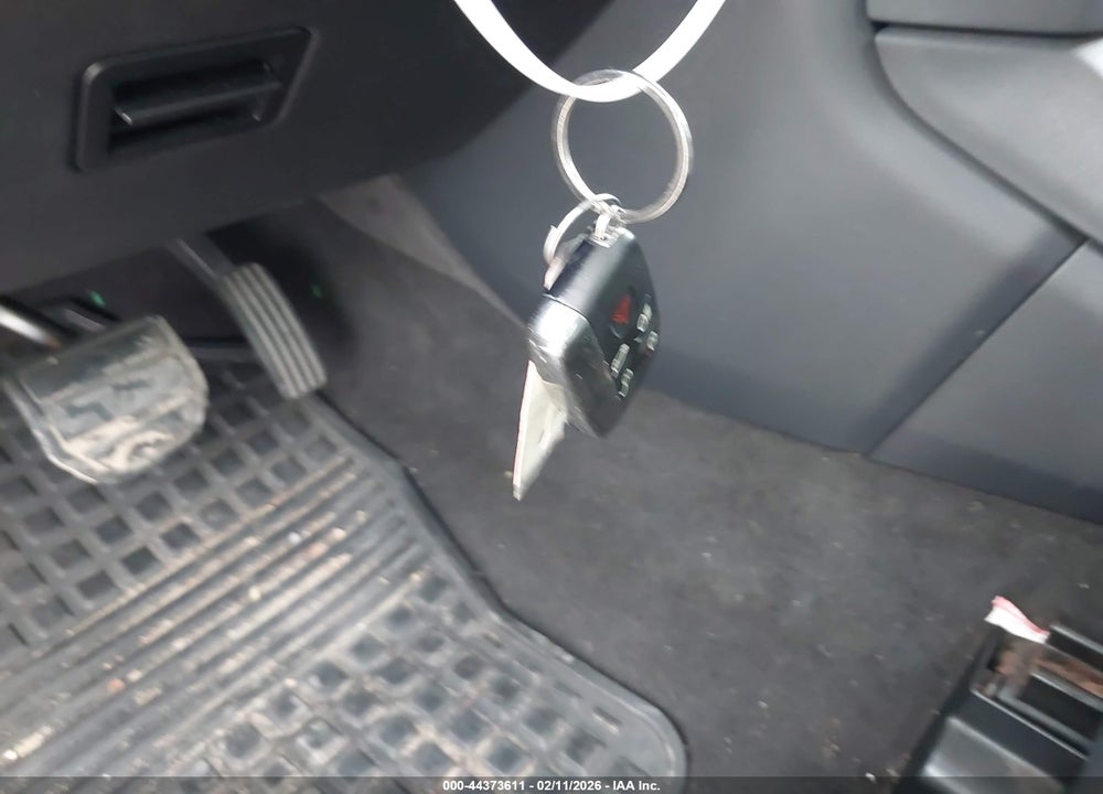 2013 LAND ROVER LR4 VIN: SALAK2D40DA693989